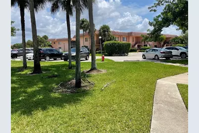 235 Lakeview Drive #102, Weston, FL 33326 - Photo 25