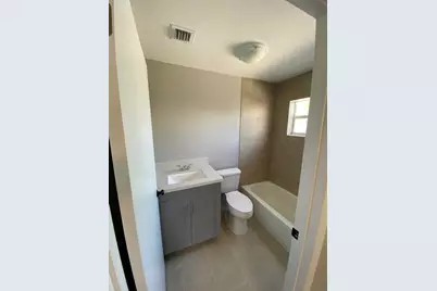 715 N H Street #1, Lake Worth Beach, FL 33460 - Photo 5
