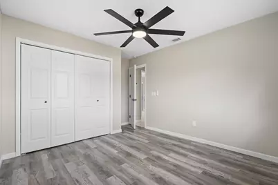 581 SE Crescent Avenue, Port Saint Lucie, FL 34984 - Photo 29
