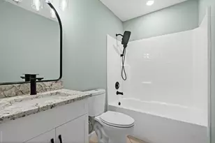 581 SE Crescent Ave, Port Saint Lucie, FL 34984 - Photo 19