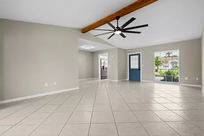 581 SE Crescent Avenue, Port Saint Lucie, FL 34984 - Photo 15