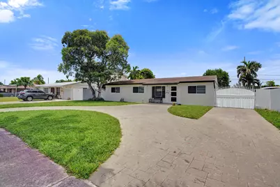 7290 W 14th Court, Hialeah, FL 33014 - Photo 41