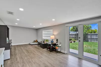 7290 W 14th Court, Hialeah, FL 33014 - Photo 13