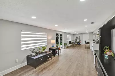 7290 W 14th Court, Hialeah, FL 33014 - Photo 15