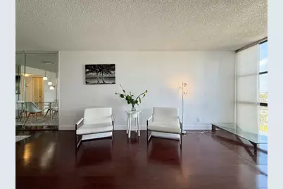 800 Parkview Drive #823, Hallandale, FL 33009 - Photo 7