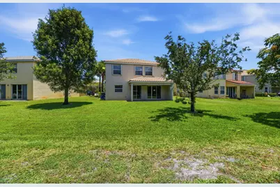 2709 Pienza Circle, Royal Palm Beach, FL 33411 - Photo 37