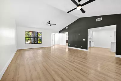 10548 154th Road N, Jupiter, FL 33478 - Photo 9