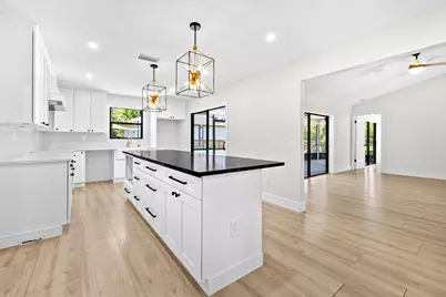 10548 154th Road N, Jupiter, FL 33478 - Photo 11