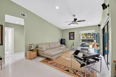 5791 Lakeview Mews Place, Boynton Beach, FL 33437 - Photo 9
