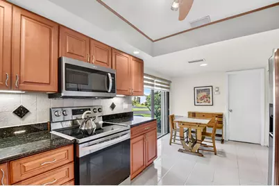 5791 Lakeview Mews Place, Boynton Beach, FL 33437 - Photo 19