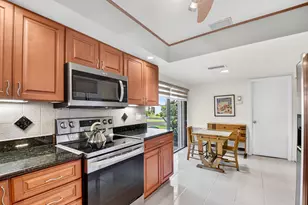 5791 Lakeview Mews Pl, Boynton Beach, FL 33437 - Photo 19