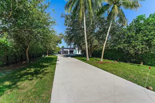 8309 SE Rivers Edge St, Jupiter, FL 33458 - Photo 11