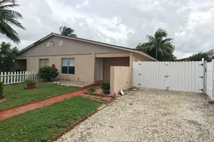 5852 Albert Rd, West Palm Beach, FL 33415 - Photo 1