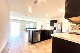 341 SW Ridgecrest Dr, Port Saint Lucie, FL 34953 - Photo 7