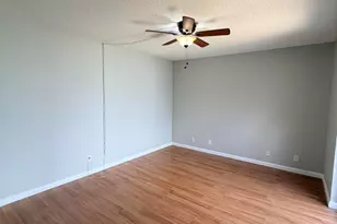 37 Lake Arbor Dr, Palm Springs, FL 33461 - Photo 13