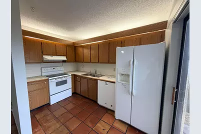 37 Lake Arbor Drive, Palm Springs, FL 33461 - Photo 11