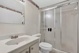 2780 NE 183rd St, Aventura, FL 33160 - Photo 23
