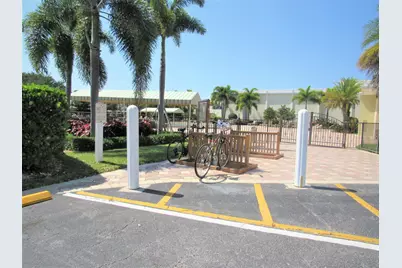 76 Cambridge D, West Palm Beach, FL 33417 - Photo 21