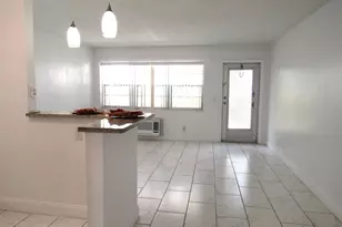 76 Cambridge D, West Palm Beach, FL 33417 - Photo 11