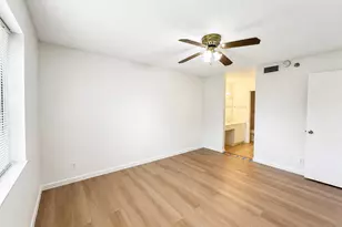 340 NW 67th St, Boca Raton, FL 33487 - Photo 17