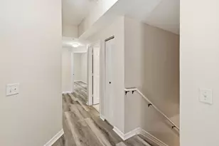 350 Crestwood Cir, Royal Palm Beach, FL 33411 - Photo 13