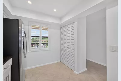 313 Lake Circle #311, North Palm Beach, FL 33408 - Photo 13
