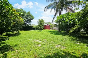 911 Burch Dr, West Palm Beach, FL 33415 - Photo 31
