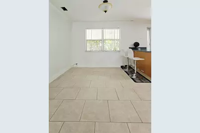 911 Burch Drive, West Palm Beach, FL 33415 - Photo 11