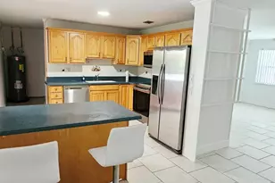 911 Burch Dr, West Palm Beach, FL 33415 - Photo 7