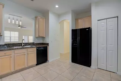 158 W Thatch Palm Circle, Jupiter, FL 33458 - Photo 3
