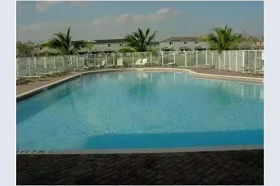5754 Hampton Hills Boulevard #5754, Tamarac, FL 33321 - Photo 17