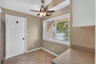 166 Raintree, Jupiter, FL 33458 - Photo 9