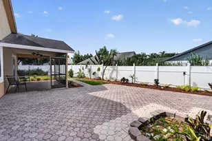 166 Raintree, Jupiter, FL 33458 - Photo 15