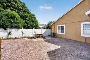 166 Raintree, Jupiter, FL 33458 - Photo 17
