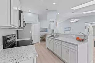1599 Bayridge Pl, Wellington, FL 33414 - Photo 11