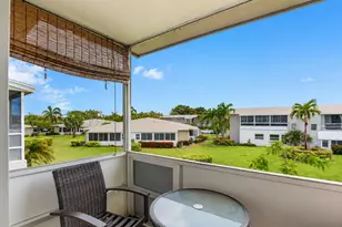309 Circle Dr S, Boynton Beach, FL 33435 - Photo 11