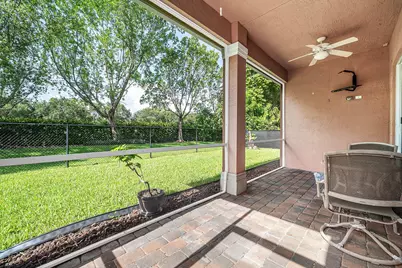 9058 Sedgewood Drive, Lake Worth, FL 33467 - Photo 31