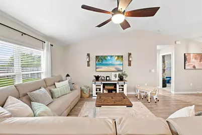 183 SW North Wakefield Circle, Port Saint Lucie, FL 34953 - Photo 9