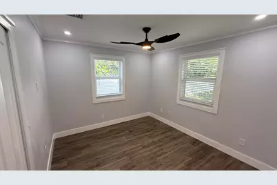 118 SW 7th Street, Delray Beach, FL 33444 - Photo 9