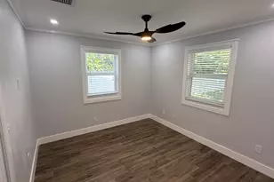 118 SW 7th St, Delray Beach, FL 33444 - Photo 9