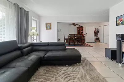 830 SW 1st Avenue, Pompano Beach, FL 33060 - Photo 11