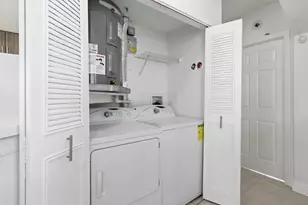 785 SW 148th Ave, Sunrise, FL 33325 - Photo 19