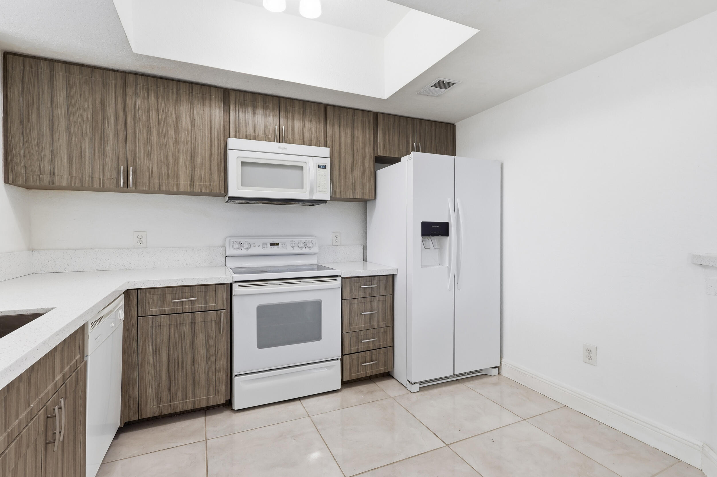 785 SW 148th Ave #1402 - 785 SW 148th Ave #1402, Sunrise, FL 33325 Luxury Property | Jose Angel Pina
