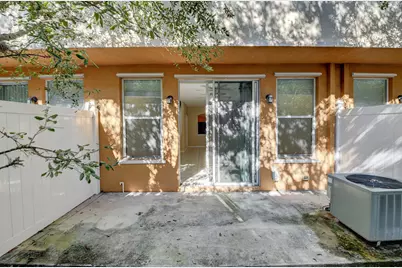 105 Hemingway Court, Palm Springs, FL 33461 - Photo 13