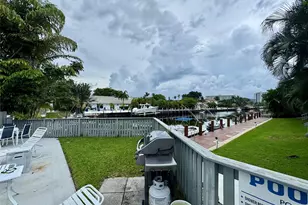 2801 NE 33rd Ct, Fort Lauderdale, FL 33306 - Photo 19