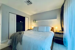 2801 NE 33rd Ct, Fort Lauderdale, FL 33306 - Photo 11
