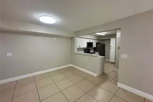 5701 Riverside Dr, Coral Springs, FL 33067 - Photo 7