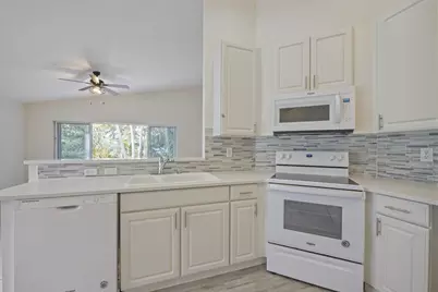 172 Jones Creek Drive, Jupiter, FL 33458 - Photo 15
