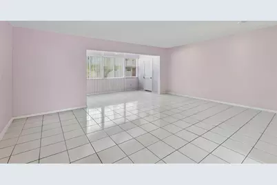 770 Lori Drive #253, Palm Springs, FL 33461 - Photo 7