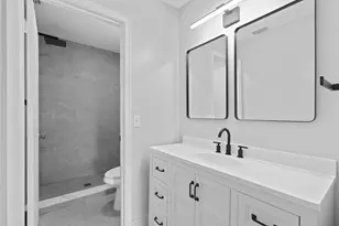 350 Club Cir, Boca Raton, FL 33487 - Photo 11